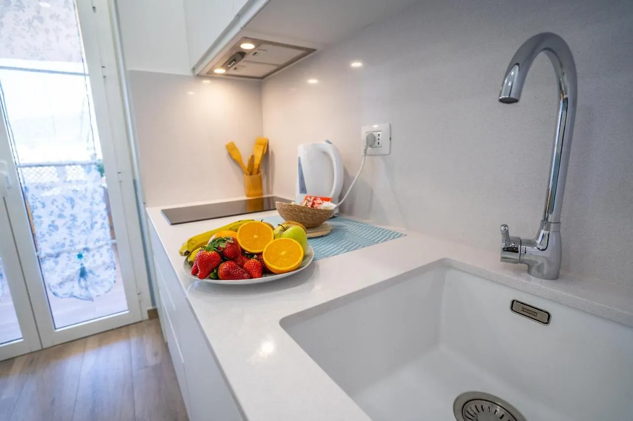 Apartment Orlando Tenerife Sur Mikey And Daisy Costa Adeje  Spain