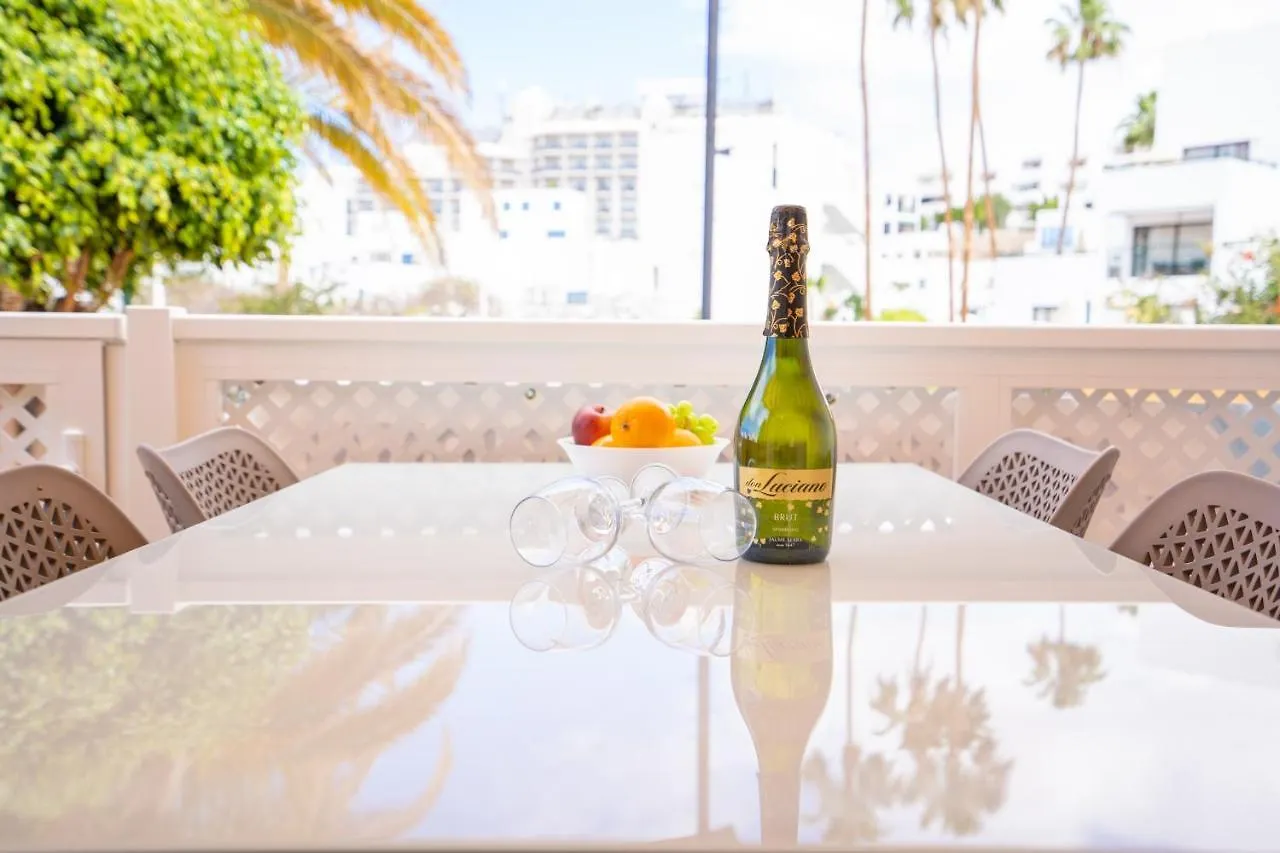 Apartment Orlando Tenerife Sur Mikey And Daisy Costa Adeje